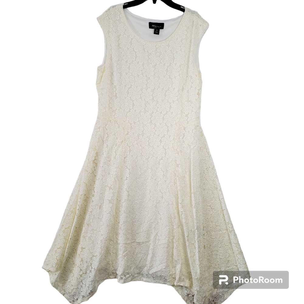 RN Studio By Ronni Nicole White Sleeveless Lace Eyelet Dress Size 16